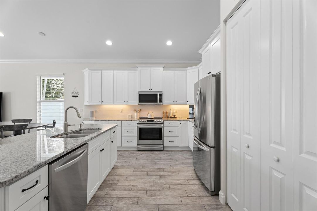 Island Kitchen