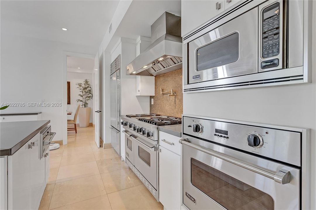 En Renta: $23,000 (5 camas, 5 baños, 3633 Pies cuadrados)
