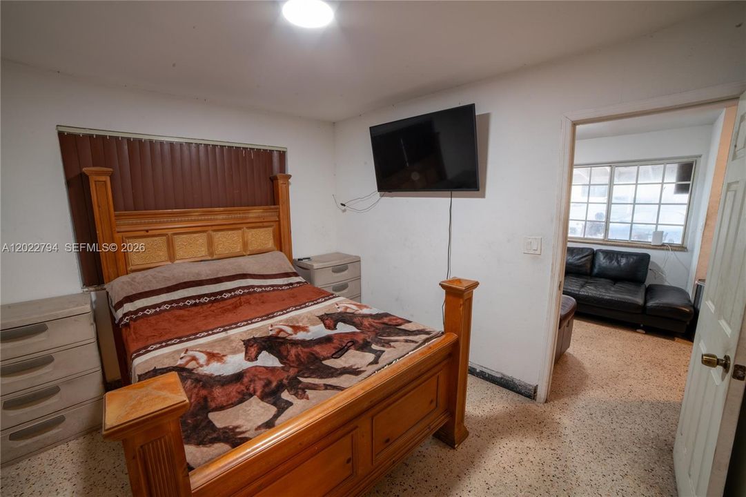 For Sale: $600,000 (0 beds, 0 baths, 900 Square Feet)