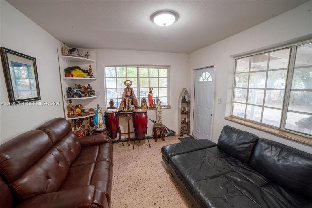 For Sale: $600,000 (0 beds, 0 baths, 900 Square Feet)