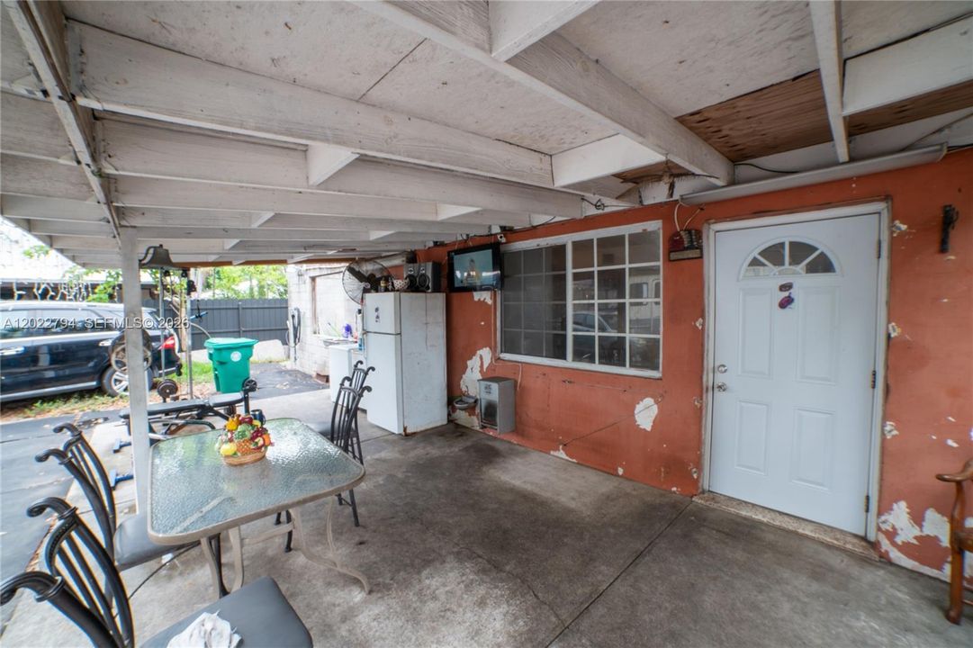 For Sale: $600,000 (0 beds, 0 baths, 900 Square Feet)