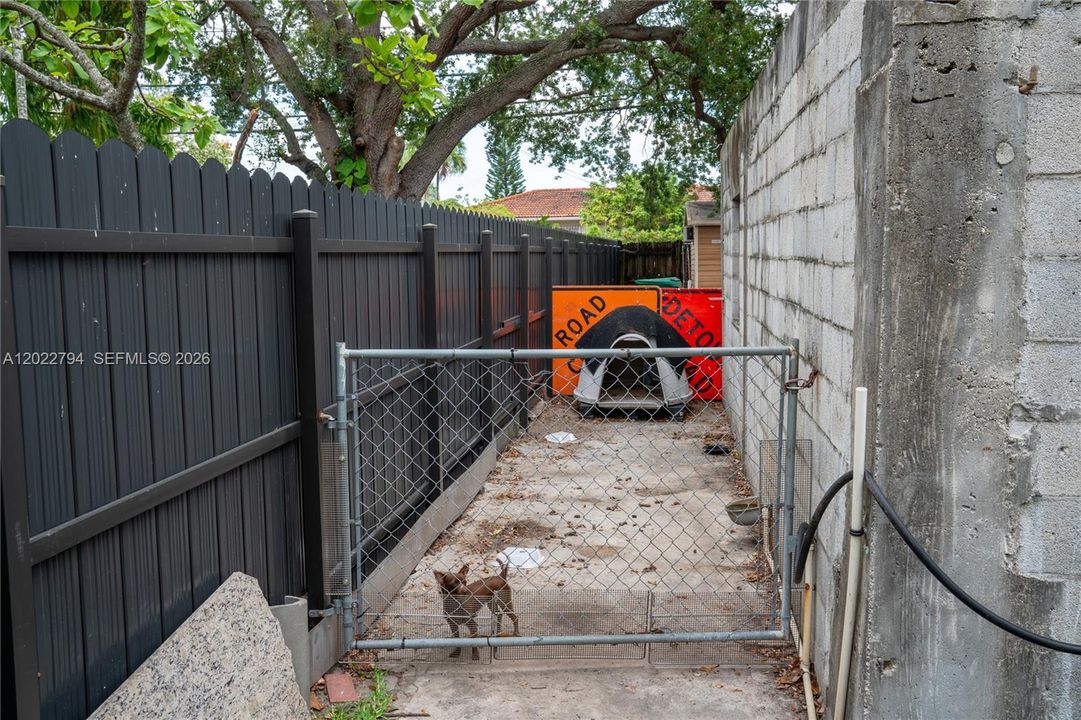 For Sale: $600,000 (0 beds, 0 baths, 900 Square Feet)