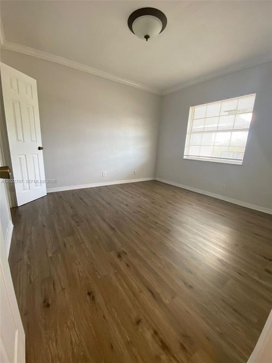 For Sale: $219,000 (2 beds, 2 baths, 1250 Square Feet)