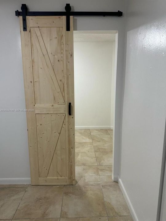 В аренду: $1,500 (1 спален, 1 ванн, 1796 Квадратных фут)