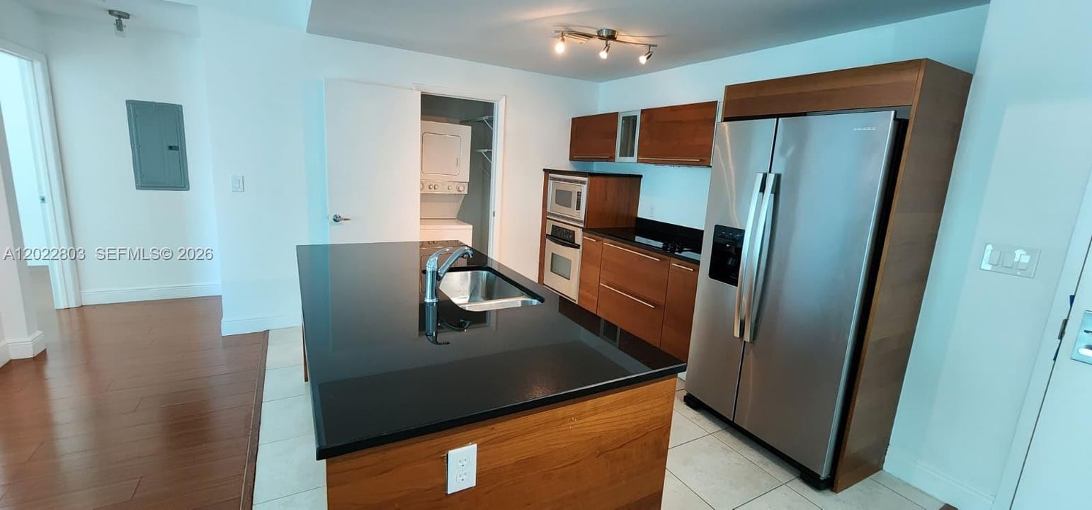 En Venta: $399,000 (1 camas, 1 baños, 663 Pies cuadrados)