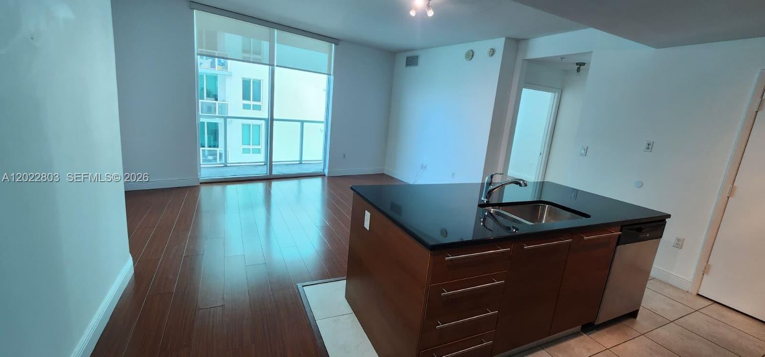 En Venta: $399,000 (1 camas, 1 baños, 663 Pies cuadrados)