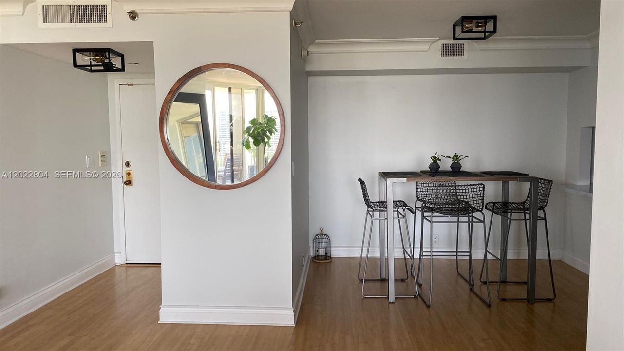 For Rent: $3,900 (2 beds, 2 baths, 1268 Square Feet)