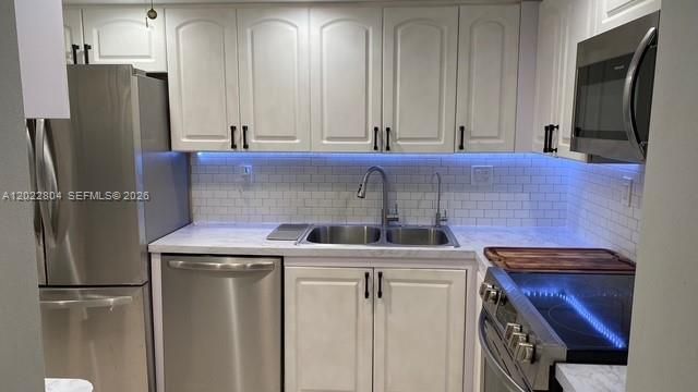 For Rent: $3,900 (2 beds, 2 baths, 1268 Square Feet)