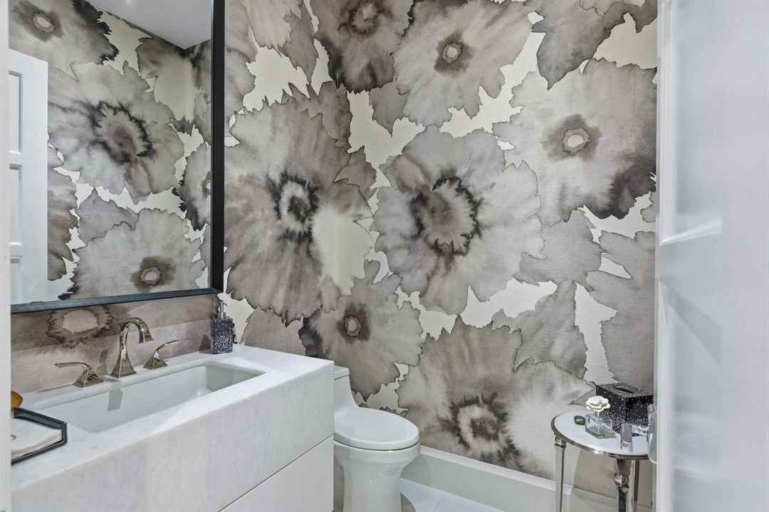 powder room