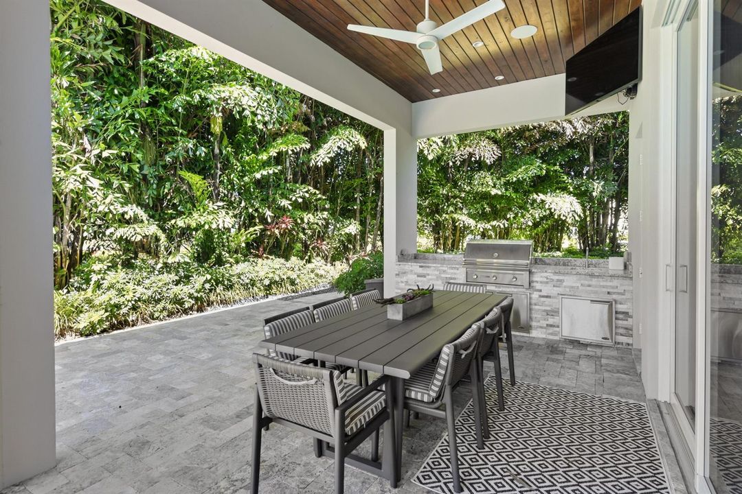 covered loggia