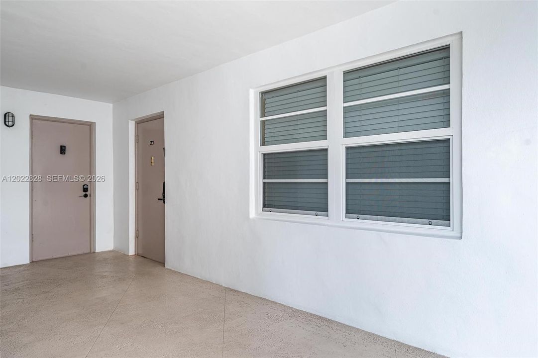 For Sale: $229,900 (2 beds, 2 baths, 1350 Square Feet)