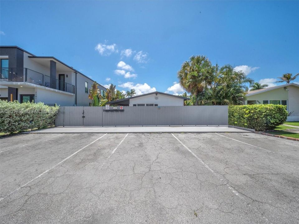 For Sale: $1,355,000 (0 beds, 0 baths, 2276 Square Feet)
