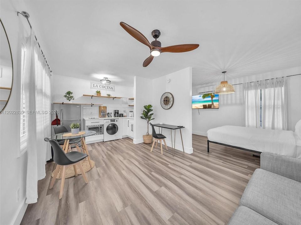 For Sale: $1,355,000 (0 beds, 0 baths, 2276 Square Feet)
