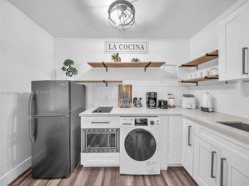 For Sale: $1,355,000 (0 beds, 0 baths, 2276 Square Feet)
