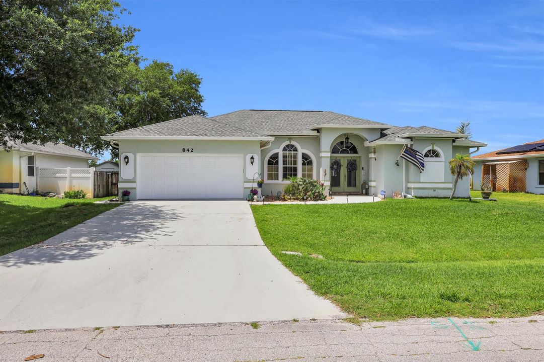 842 SE Quiescent Lane, Port Saint Lucie