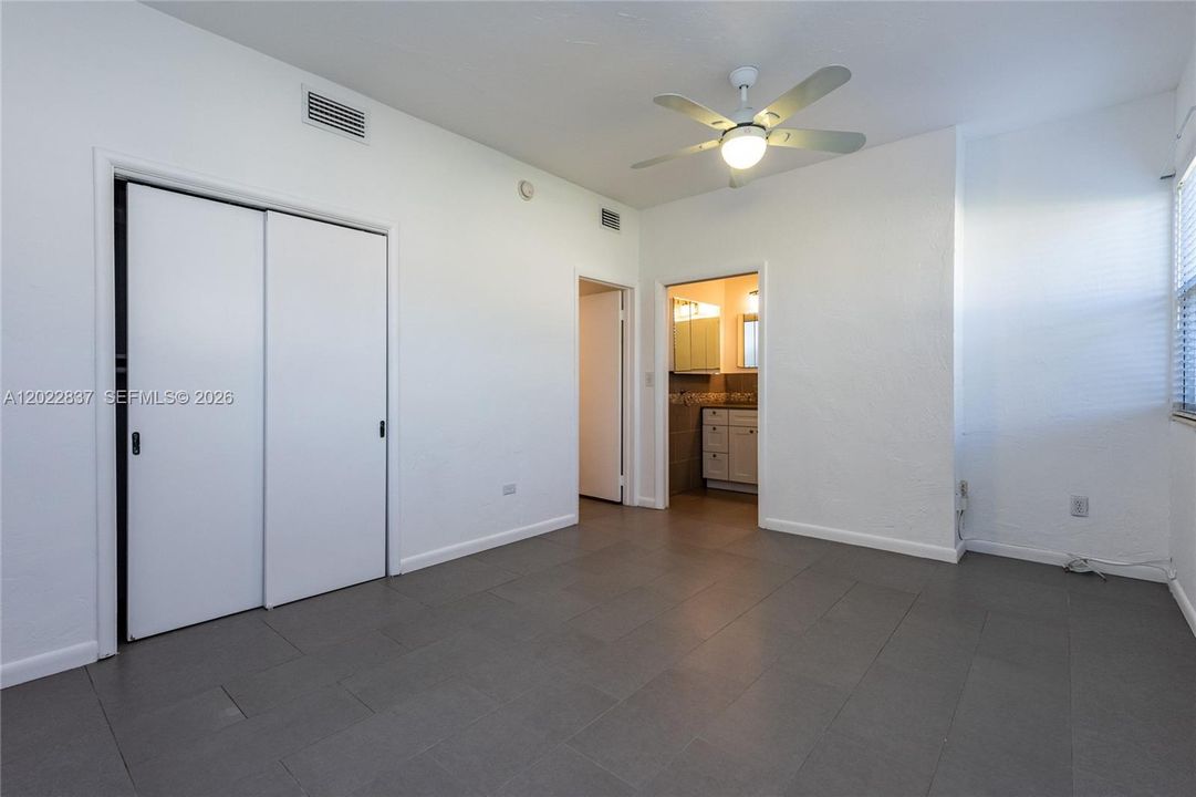 В аренду: $5,950 (3 спален, 2 ванн, 1500 Квадратных фут)