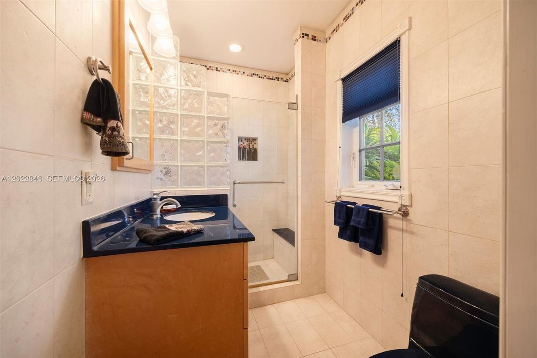 En Renta: $7,500 (5 camas, 4 baños, 3058 Pies cuadrados)