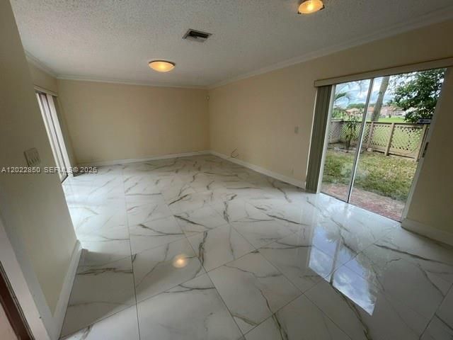 For Rent: $3,250 (3 beds, 2 baths, 1666 Square Feet)