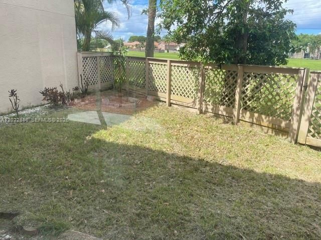 For Rent: $3,250 (3 beds, 2 baths, 1666 Square Feet)