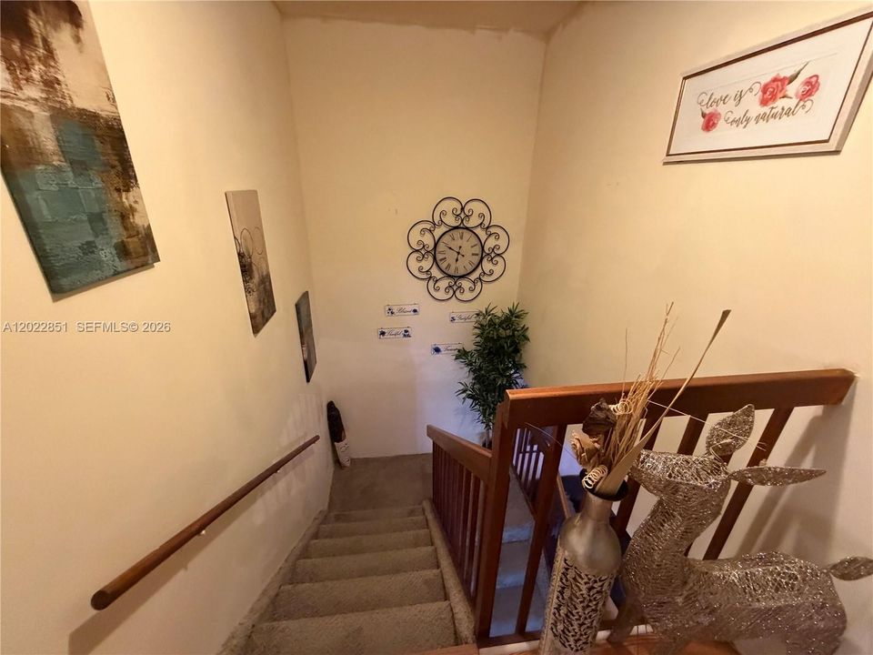 На продажу: $349,900 (3 спален, 2 ванн, 1540 Квадратных фут)