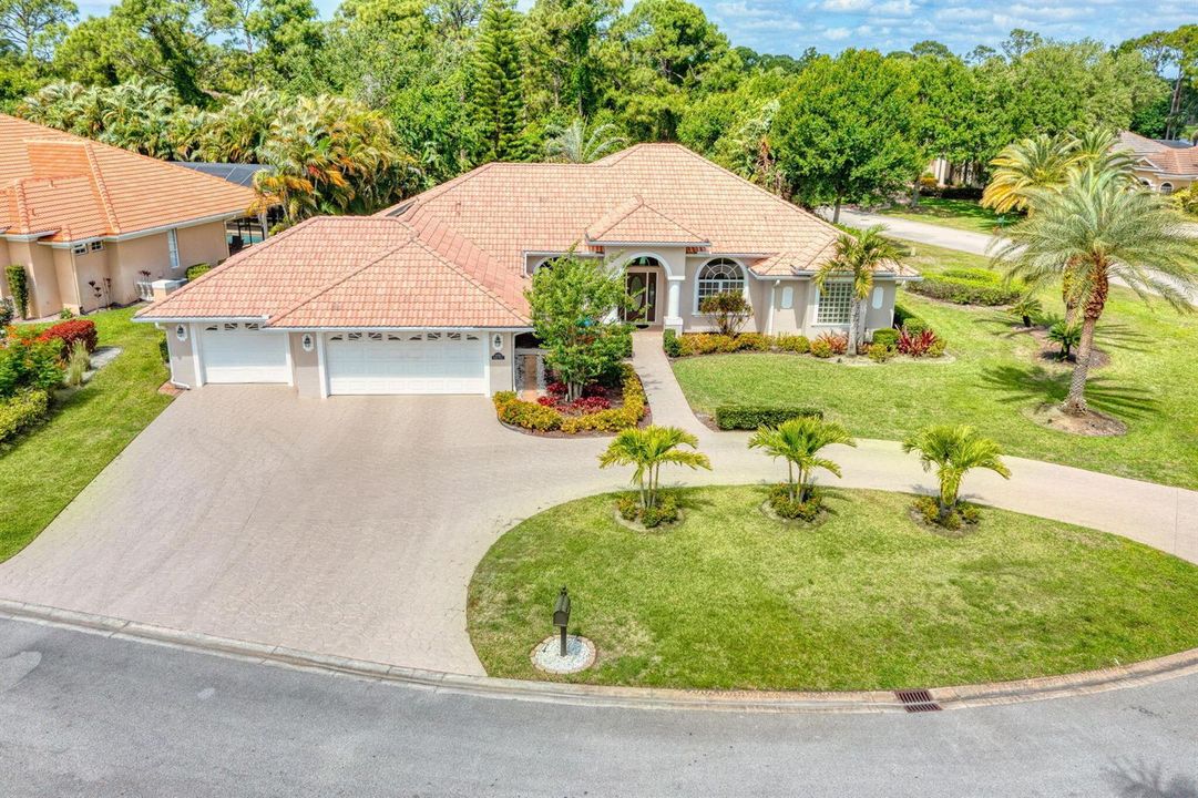 Three Car Garage