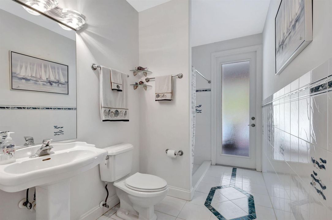 Guest / Cabana Full Bathroom