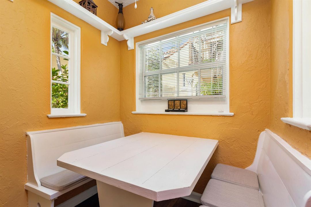 Breakfast Nook