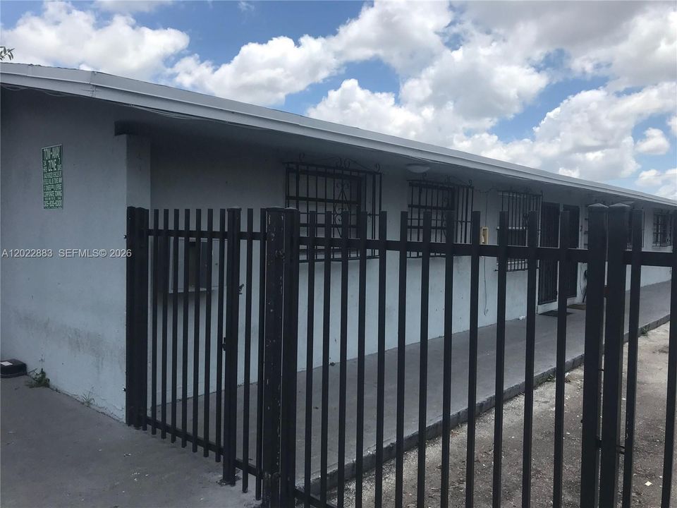 For Rent: $1,800 (2 beds, 1 baths, 0 Square Feet)