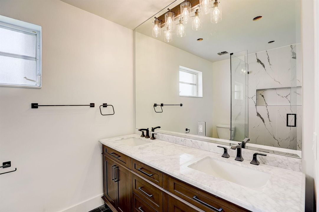 N 45th Ave-028