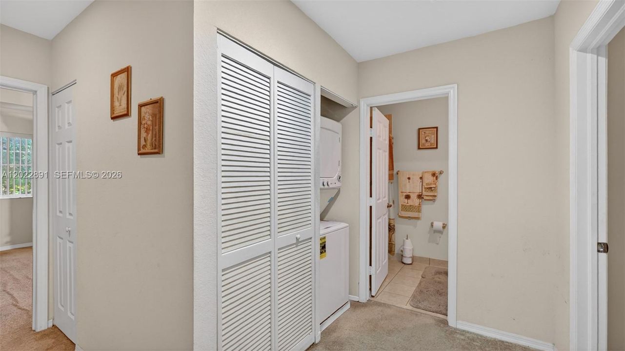 En Venta: $430,000 (3 camas, 2 baños, 1656 Pies cuadrados)