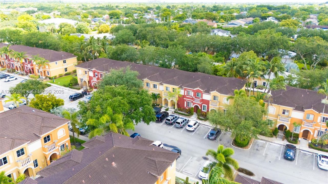 En Venta: $430,000 (3 camas, 2 baños, 1656 Pies cuadrados)