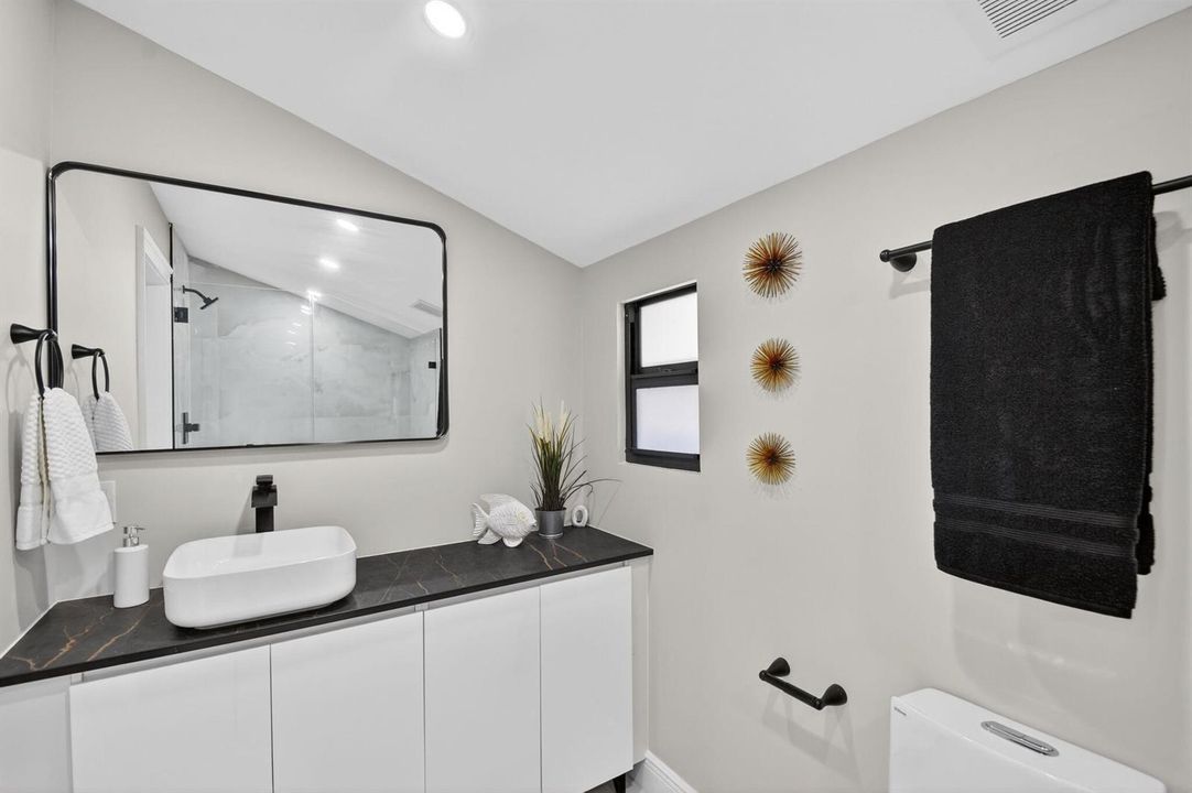 308 Greymon Dr