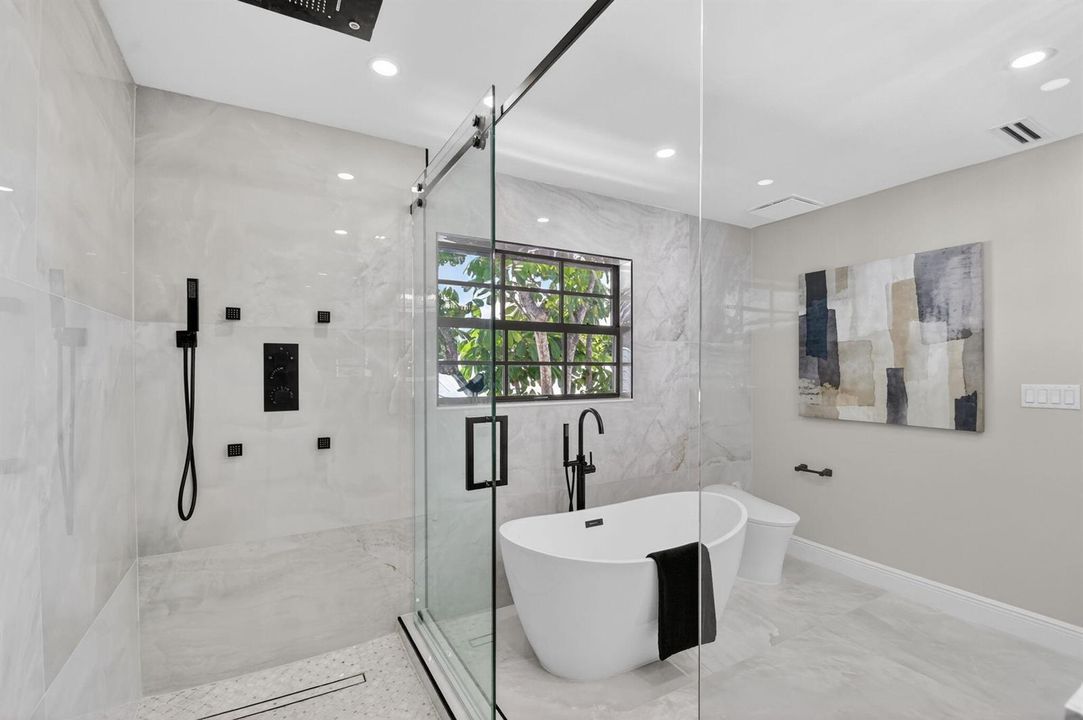 308 Greymon Dr
