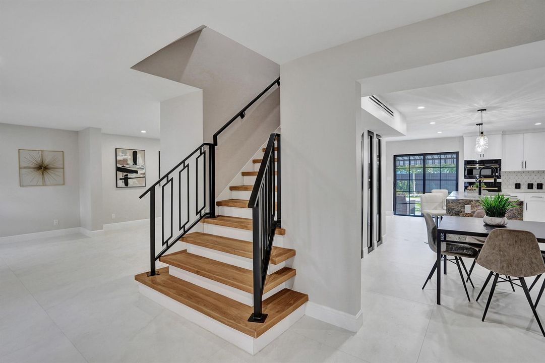 308 Greymon Dr