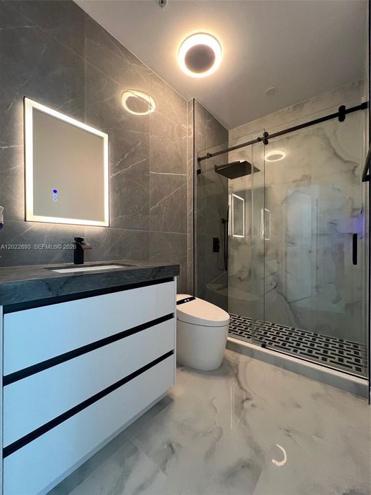 For Rent: $4,400 (2 beds, 2 baths, 1251 Square Feet)