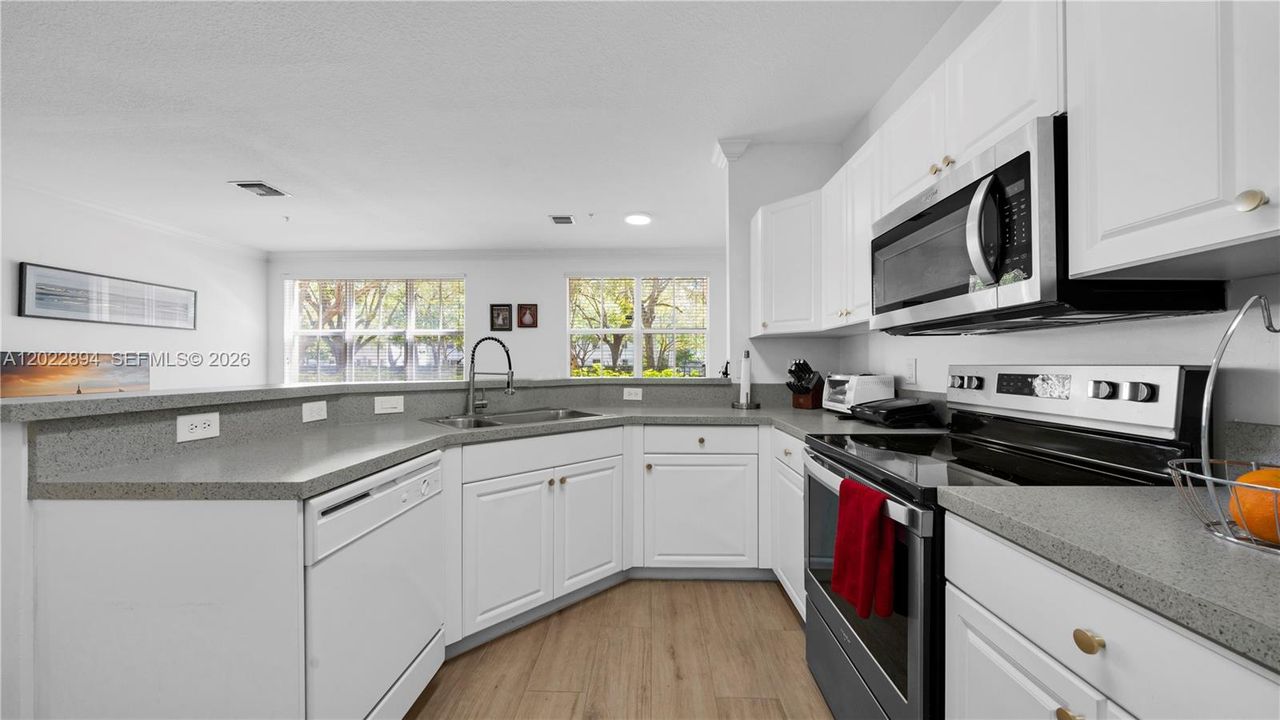 En Venta: $279,900 (1 camas, 1 baños, 775 Pies cuadrados)
