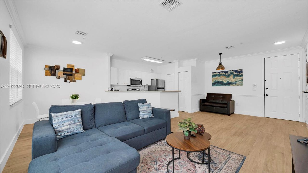 En Venta: $279,900 (1 camas, 1 baños, 775 Pies cuadrados)