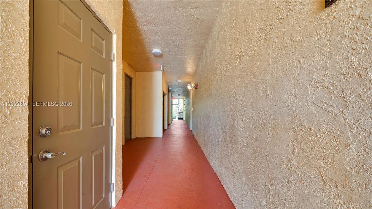 En Venta: $279,900 (1 camas, 1 baños, 775 Pies cuadrados)