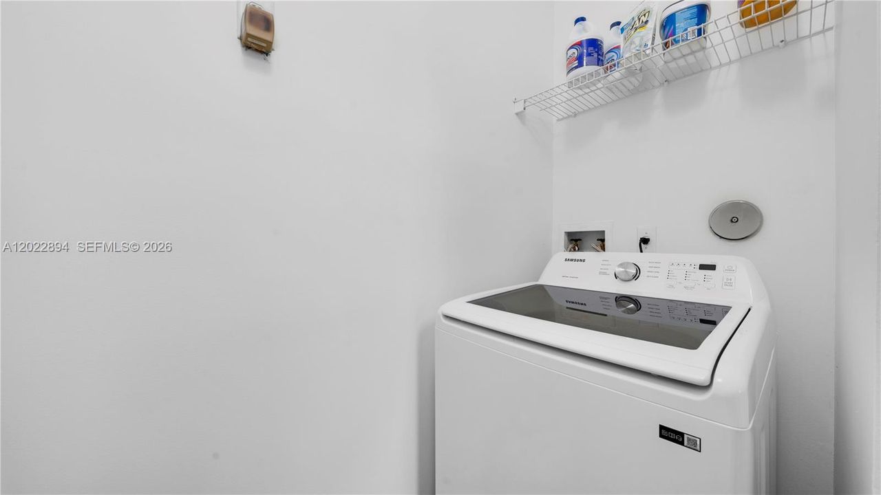En Venta: $279,900 (1 camas, 1 baños, 775 Pies cuadrados)