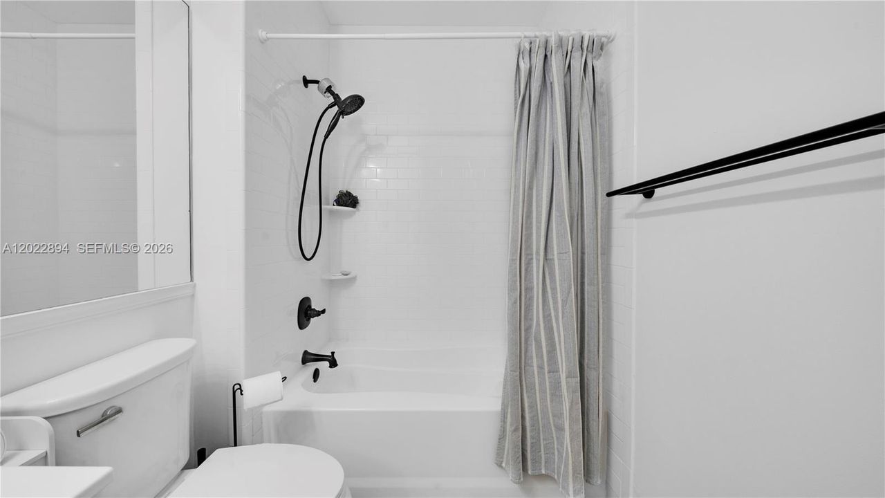 En Venta: $279,900 (1 camas, 1 baños, 775 Pies cuadrados)