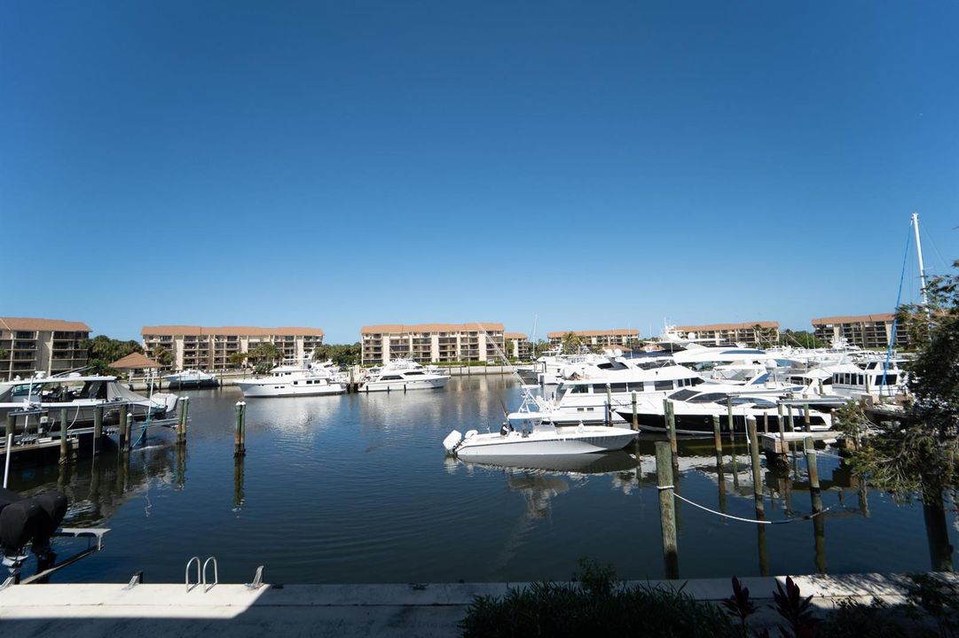 2501 Marina isle way Apt 203-8