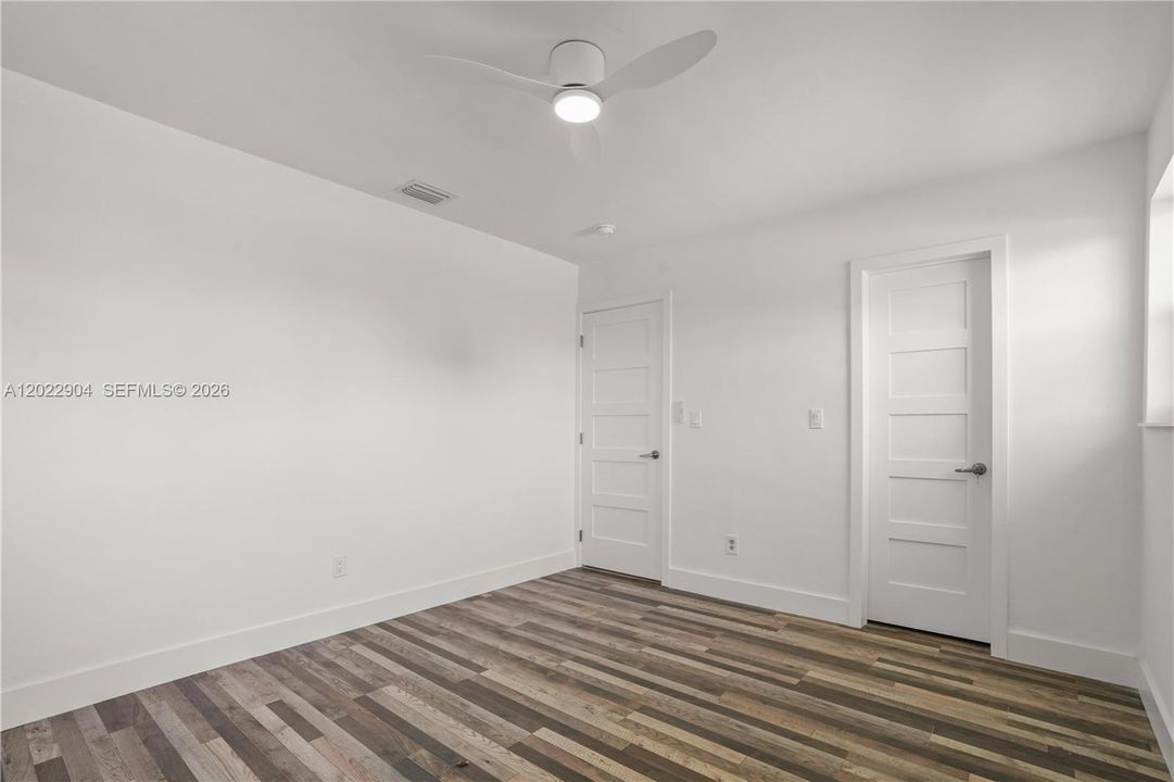 For Sale: $2,100,000 (4 beds, 3 baths, 2981 Square Feet)
