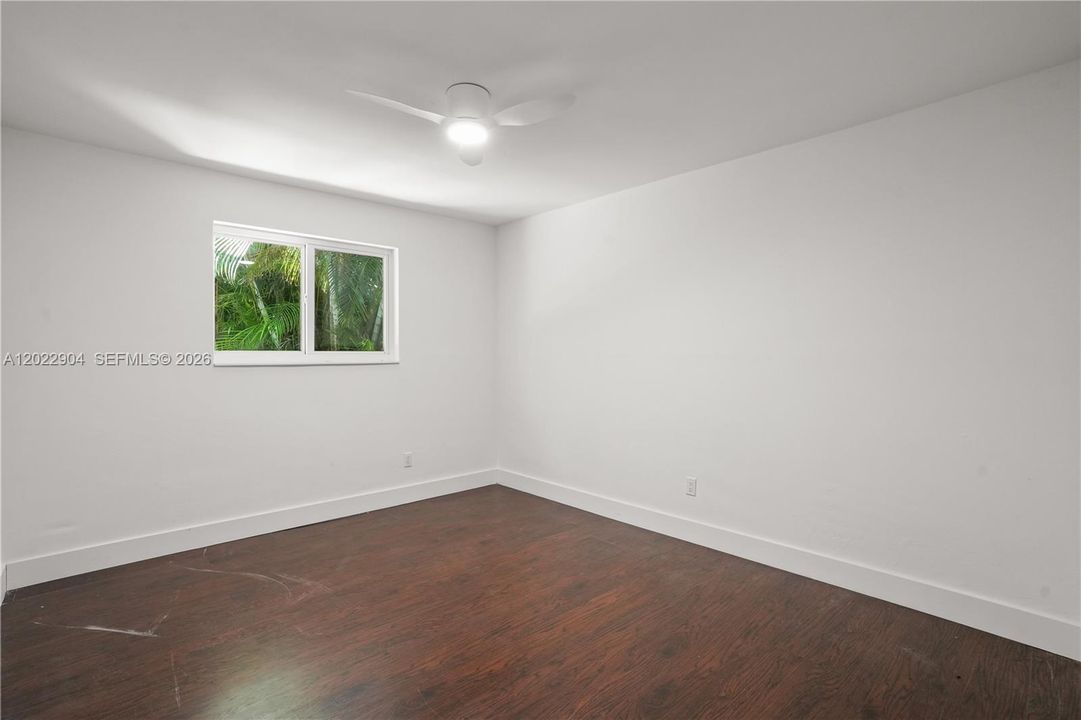 For Sale: $2,100,000 (4 beds, 3 baths, 2981 Square Feet)
