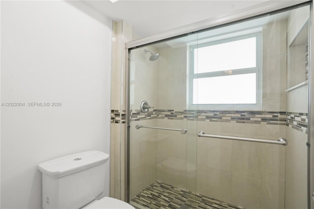 For Sale: $2,100,000 (4 beds, 3 baths, 2981 Square Feet)
