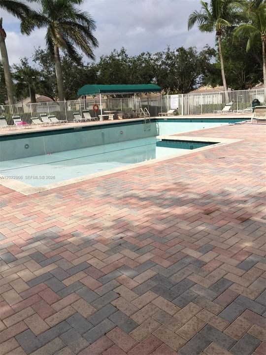 For Rent: $3,500 (3 beds, 2 baths, 1469 Square Feet)