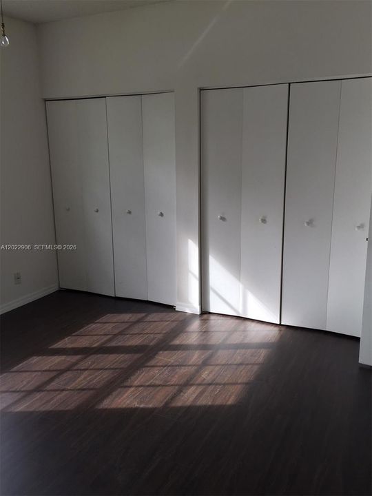For Rent: $3,500 (3 beds, 2 baths, 1469 Square Feet)
