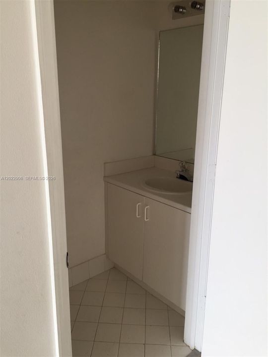 For Rent: $3,500 (3 beds, 2 baths, 1469 Square Feet)