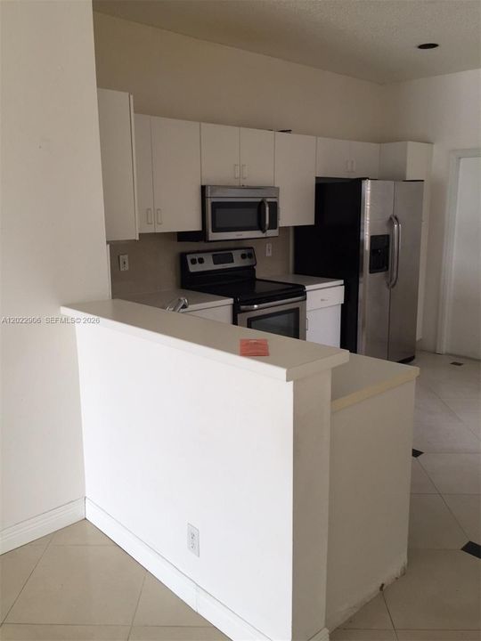 For Rent: $3,500 (3 beds, 2 baths, 1469 Square Feet)