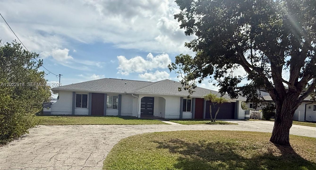 For Sale: $799,900 (4 beds, 3 baths, 0 Square Feet)