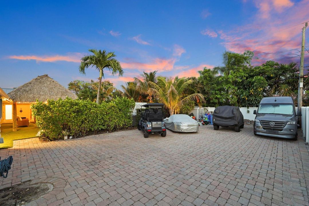 418 Oyster Road - 56.jpg-SMALL